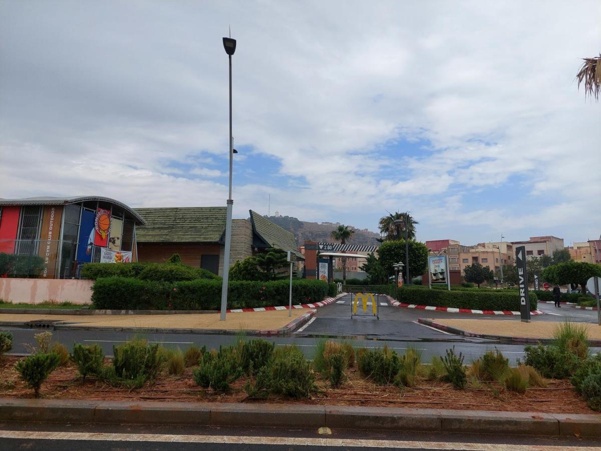 Residence La Corniche Etage 2 Nador Exterior photo
